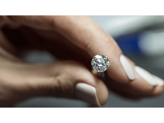 Diamant - 1.50 carat round brilliant ( igi gecertificeerd ) - afbeelding 3 van  4