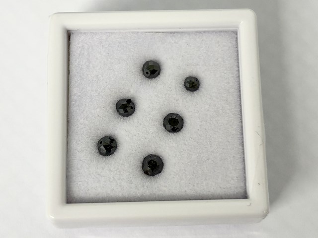 Diamant - 2.40 carat zwarte natuurlijke diamant - afbeelding 1 van  2