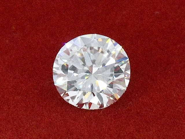 Diamant - 2.80 carat echte natuurlijke diamant met gia certificaat - afbeelding 2 van  3
