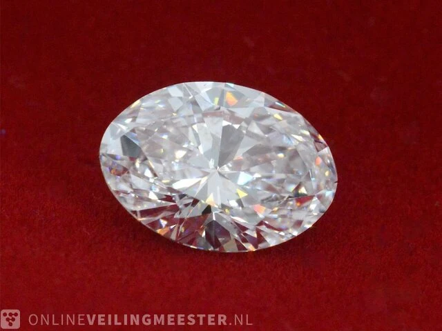 Diamant - 5.01 karaat ovaal geslepen diamant ( igi gecertificeerd ), lab grown - afbeelding 3 van  7