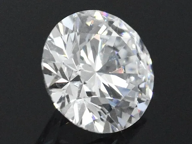 Diamant - 5.10 karaat diamant (gecertificeerd) - afbeelding 1 van  3