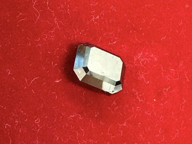 Diamant - 5.14 carat echte natuurlijke zwarte diamant in smaragd vorm (gecertificeerd) - afbeelding 2 van  5