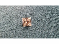Diamant - circa 0,70 carat - princess geslepen diamant (gecertificeerd) - afbeelding 1 van  9