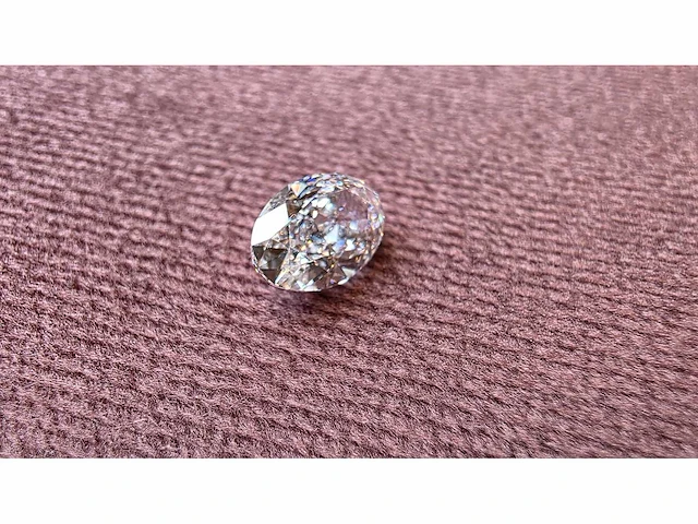 Diamant - circa 1,00 carat - oval geslepen diamant (gecertificeerd) - afbeelding 2 van  12