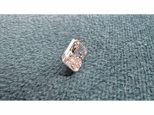 Diamant - circa 1,00 carat - radiant geslepen diamant (gecertificeerd) - afbeelding 3 van  12