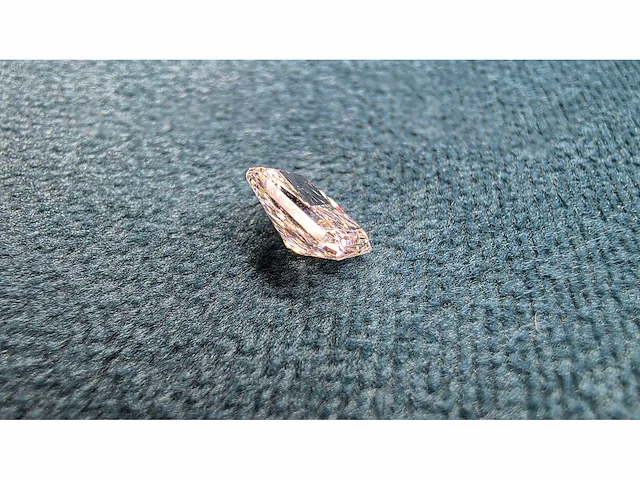Diamant - circa 1,00 carat - radiant geslepen diamant (gecertificeerd) - afbeelding 4 van  12