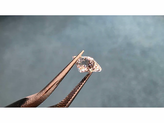 Diamant - circa 1,00 carat - radiant geslepen diamant (gecertificeerd) - afbeelding 8 van  12