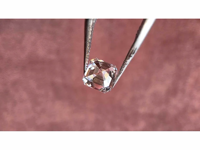 Diamant - circa 1,00 carat - square emerald geslepen diamant (gecertificeerd) - afbeelding 2 van  11