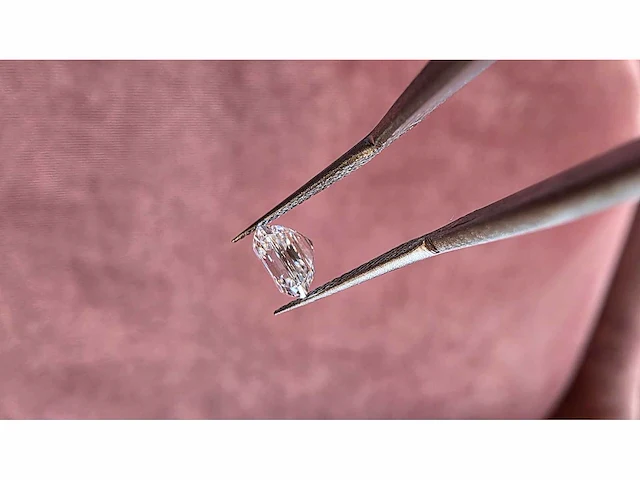 Diamant - circa 1,00 carat - square emerald geslepen diamant (gecertificeerd) - afbeelding 9 van  11