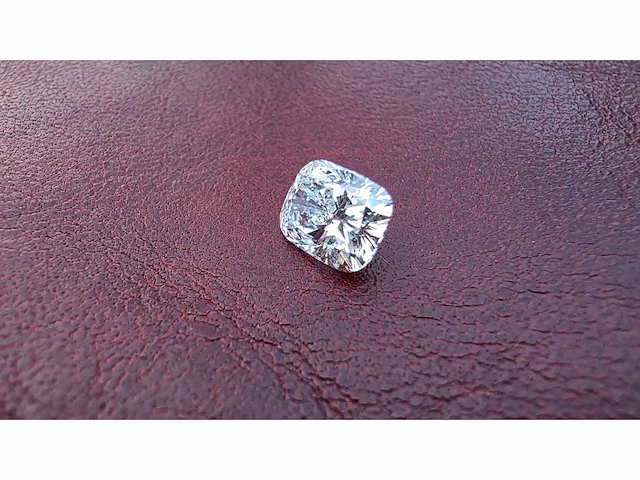 Diamant - circa 1,40 carat - cushion geslepen diamant (gecertificeerd) - afbeelding 2 van  11