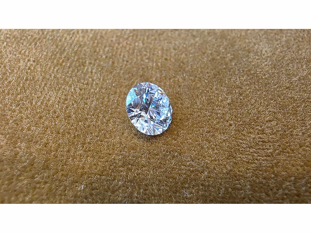 Diamant - circa 1,50 carat - briljant geslepen diamant (vs1)(gecertificeerd) - afbeelding 2 van  11