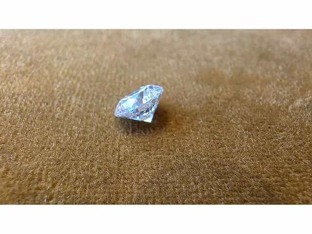 Diamant - circa 1,50 carat - briljant geslepen diamant (vs1)(gecertificeerd) - afbeelding 3 van  11