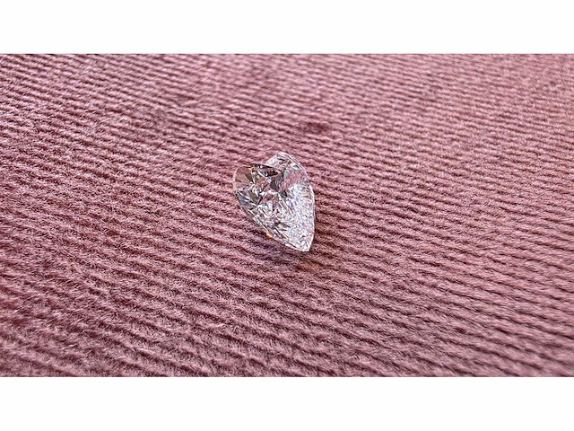 Diamant - circa 1,60 carat - heart briljant geslepen diamant (gecertificeerd) - afbeelding 3 van  11