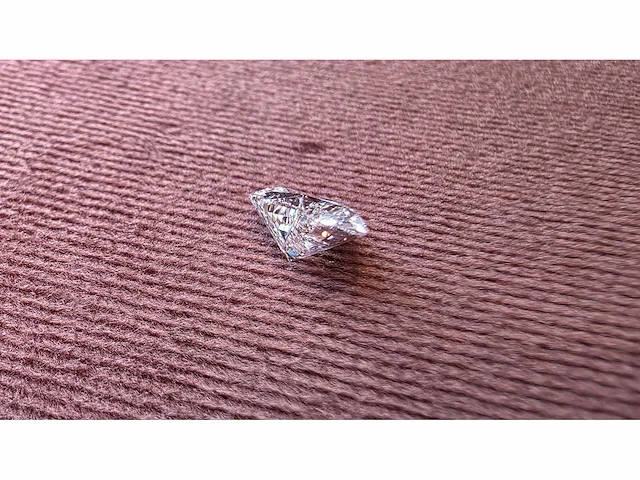 Diamant - circa 1,60 carat - heart briljant geslepen diamant (gecertificeerd) - afbeelding 4 van  11