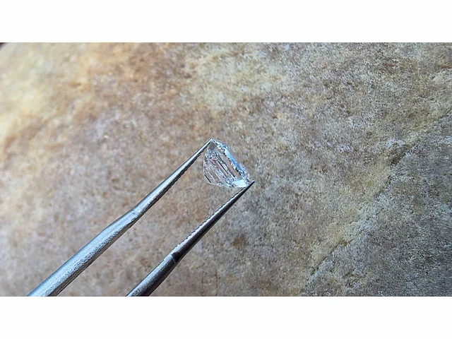 Diamant - circa 1,90 carat - emerald geslepen diamant (gecertificeerd) - afbeelding 10 van  12