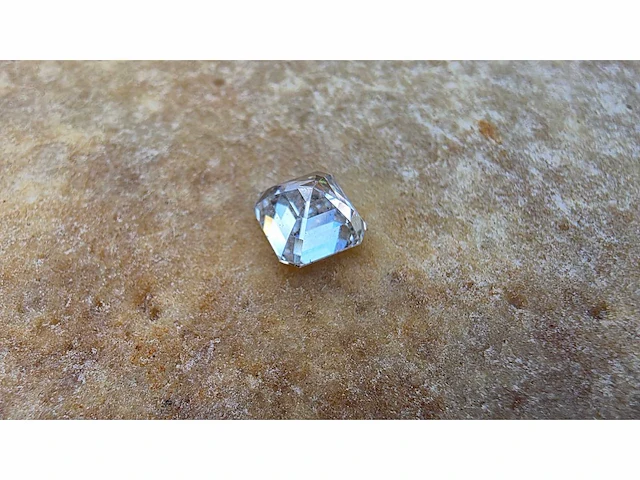 Diamant - circa 1,90 carat - emerald geslepen diamant (gecertificeerd) - afbeelding 4 van  12