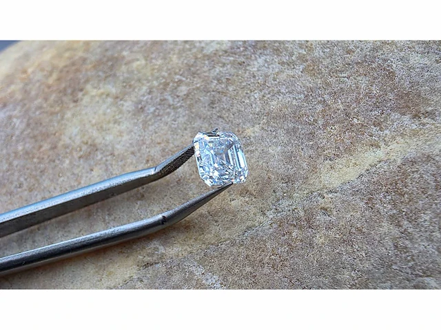 Diamant - circa 1,90 carat - emerald geslepen diamant (gecertificeerd) - afbeelding 8 van  12