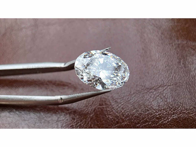 Diamant - circa 2,00 carat - oval briljant geslepen diamant (vs1)(gecertificeerd) - afbeelding 9 van  12