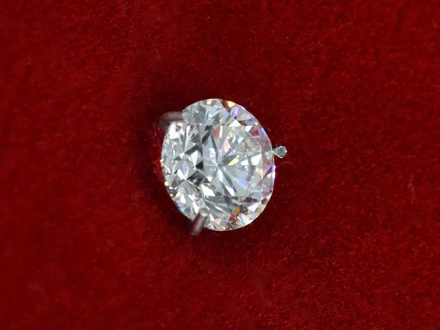 Diamant - circa 2.00 carat briljant geslepen diamant (gecertificeerd) - afbeelding 2 van  3