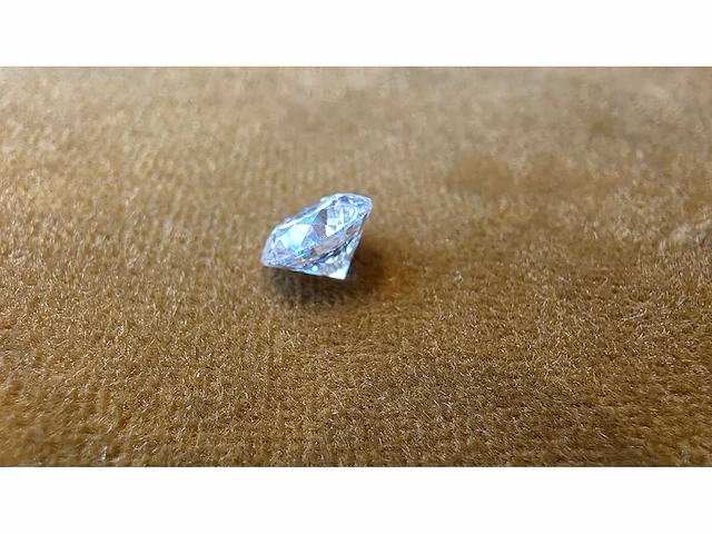 Diamant - circa 2,00 carat briljant geslepen diamant (gecertificeerd) - afbeelding 3 van  12