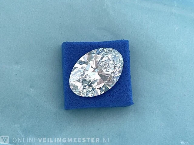 Diamant - circa 2.00 karaat ovaal geslepen diamant (gecertificeerd) - afbeelding 1 van  4