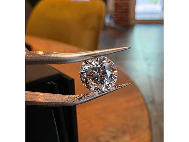 Diamant - circa 2,50 carat - briljant geslepen diamant (gecertificeerd) - afbeelding 5 van  8