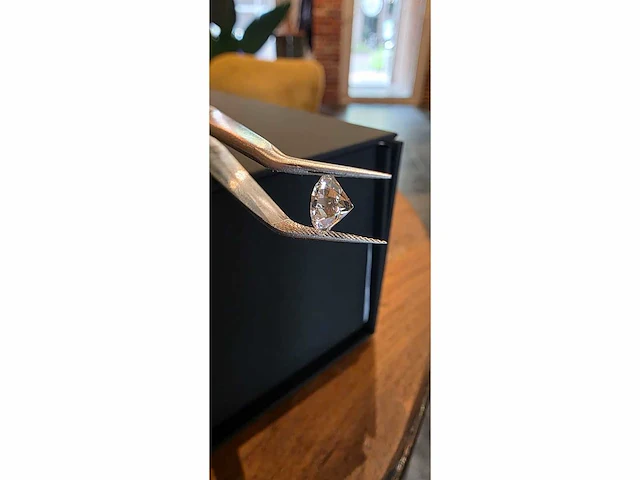 Diamant - circa 2,50 carat - briljant geslepen diamant (gecertificeerd) - afbeelding 6 van  8