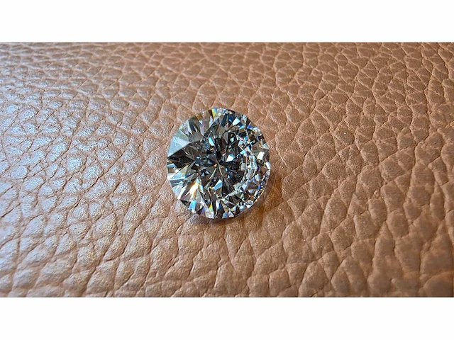Diamant - circa 4,00 carat - briljant geslepen diamant (gecertificeerd) - afbeelding 2 van  10