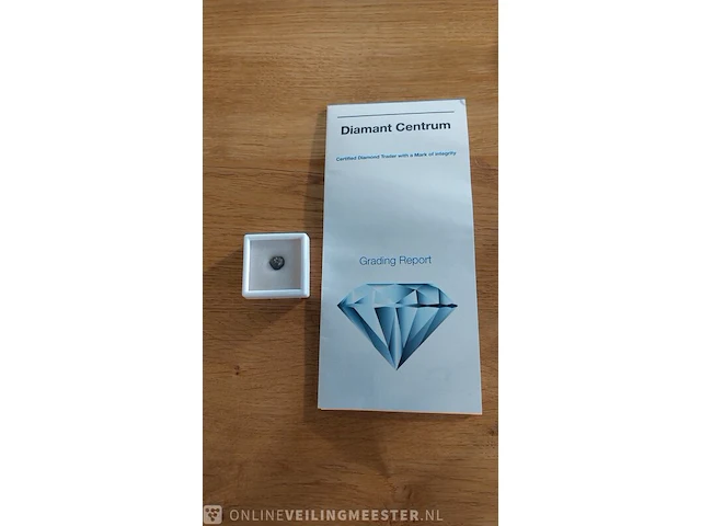 Diamant- 4.32 carat , wit- glanzend grijs - afbeelding 2 van  8