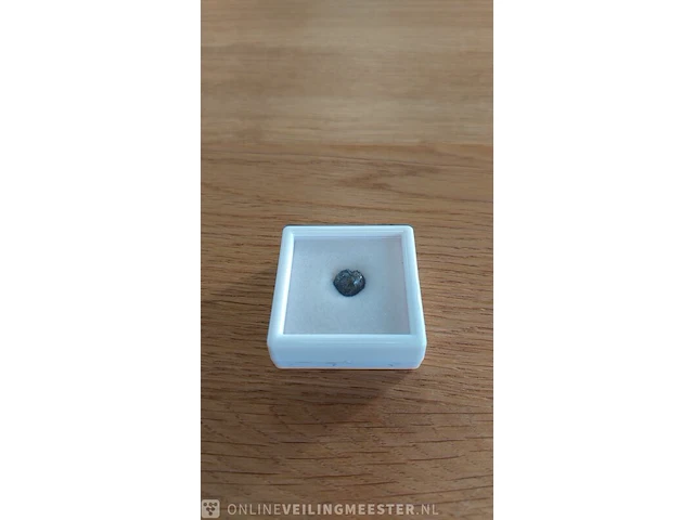 Diamant- 4.32 carat , wit- glanzend grijs - afbeelding 3 van  8