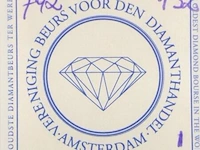 Diamant- 4.32 carat , wit- glanzend grijs - afbeelding 8 van  8