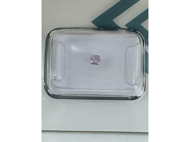 Diamant – 0.16ct (igi gecertificeerd), natural fancy light pink - afbeelding 1 van  3