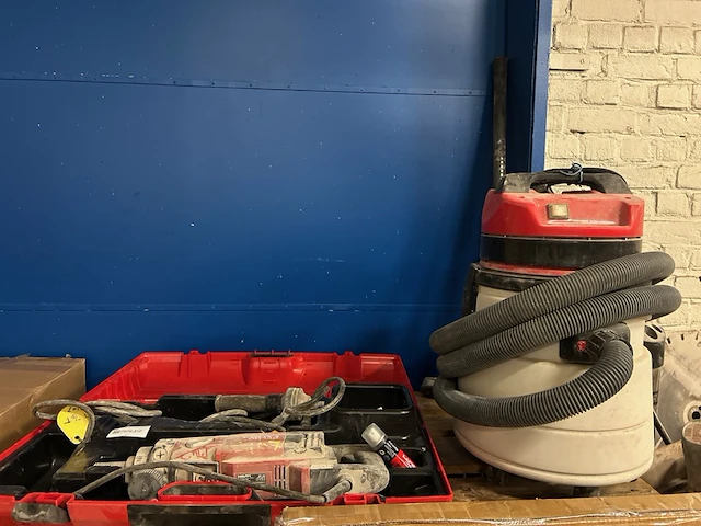 Diamantboor met bouwstofzuiger hilti, dd 130 - afbeelding 1 van  9