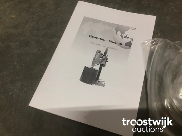 Diamantboormachine met boorstatief - afbeelding 3 van  13