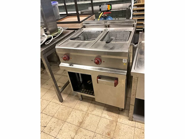Diamond ef777 dubbele friteuse - afbeelding 3 van  10