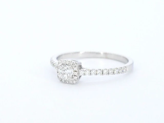 Diamond point - witgouden ring met diamanten - hearts and arrows - afbeelding 8 van  11