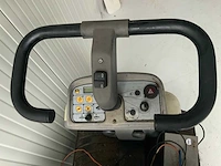 Dibo genius 1050e zelfrijdende veegmachine - afbeelding 4 van  6