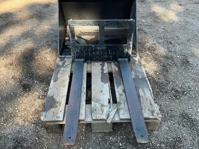 Dichte bak 770mm + lepel bord 545mm graafbak - afbeelding 13 van  13