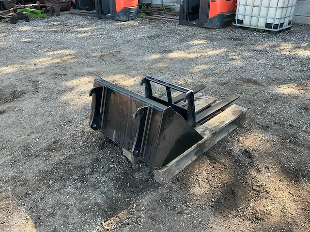 Dichte bak 770mm + lepel bord 545mm graafbak - afbeelding 9 van  13