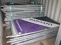 Dichte bouwhekken met reclameopdruk. afmeting 120x205cm. 29 stuks. - afbeelding 1 van  2