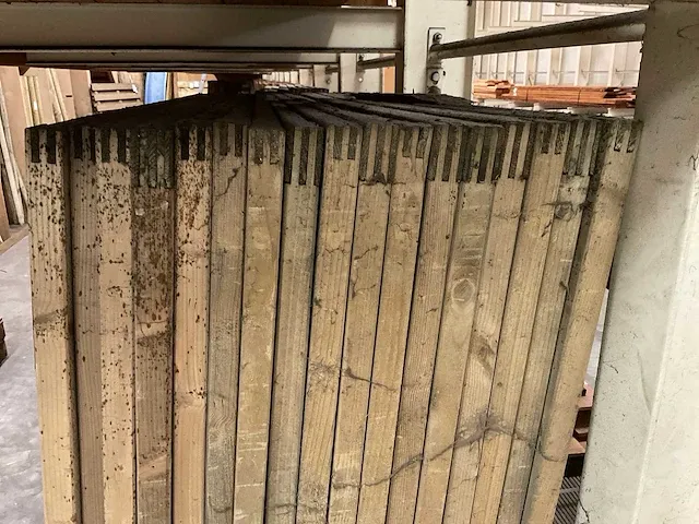 Dichte diagonaal 180x180 hout schutting (17x) - afbeelding 3 van  3