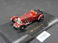 Die-cast schaalmodel aston martin mark ii - afbeelding 1 van  3