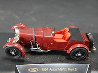 Die-cast schaalmodel aston martin mark ii - afbeelding 2 van  3