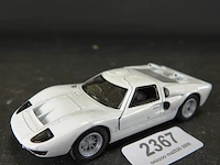 Die-cast schaalmodel ford gt40 mkii (1966) - afbeelding 1 van  5