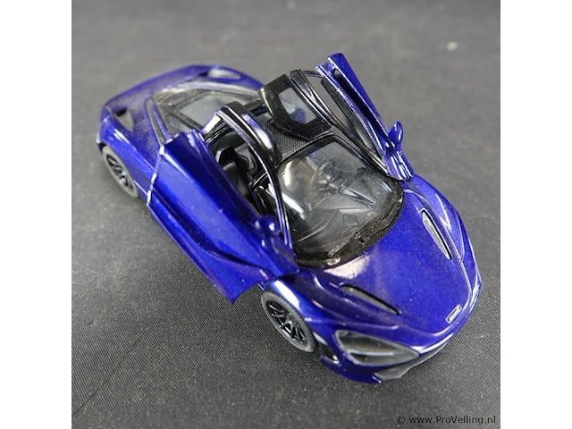 Die-cast schaalmodel mclaren 720s - afbeelding 2 van  3