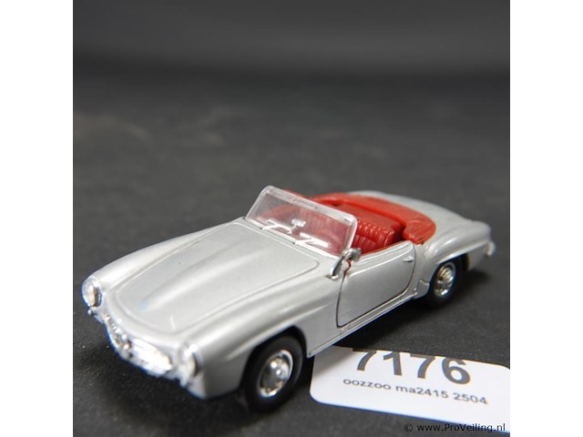 Die-cast schaalmodel mercedes benz 190sl 1955 - afbeelding 1 van  3