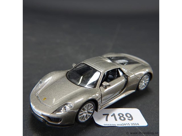 Die-cast schaalmodel porsche 918 spyder - afbeelding 1 van  3