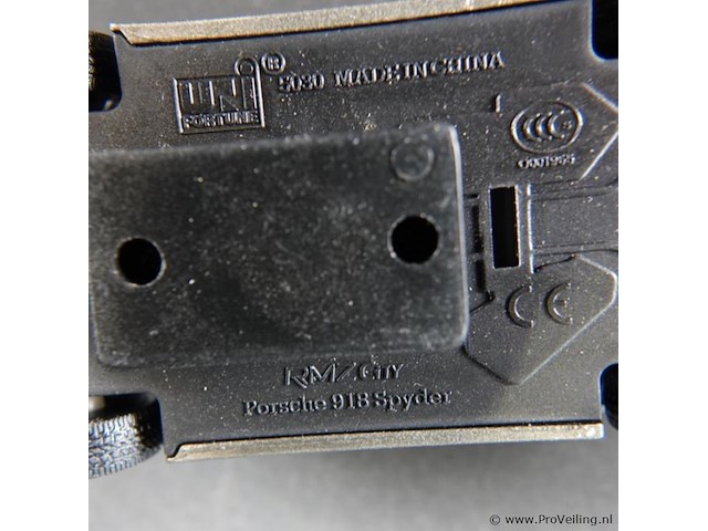 Die-cast schaalmodel porsche 918 spyder - afbeelding 3 van  3