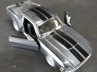 Die-cast schaalmodel shelby gt 500 (1967) - afbeelding 2 van  3