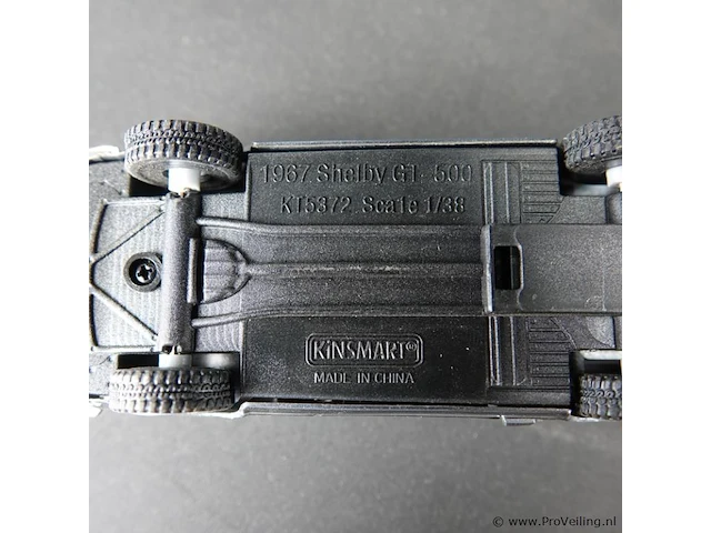 Die-cast schaalmodel shelby gt 500 (1967) - afbeelding 3 van  3